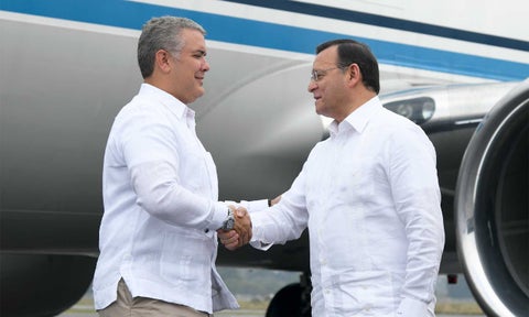 Saludo del Presidente Iván Duque con su homólogo de Perú, Martín Vizcarra