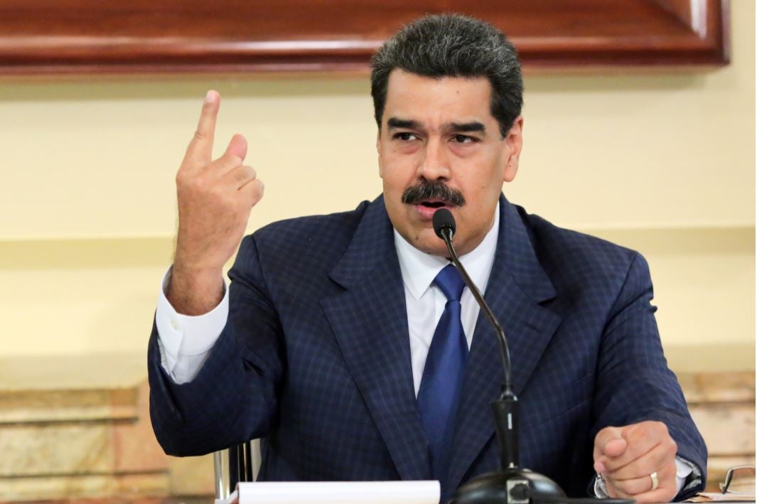 Nicolás Maduro puso en marcha ejercicios militares venezolanos en frontera con Colombia