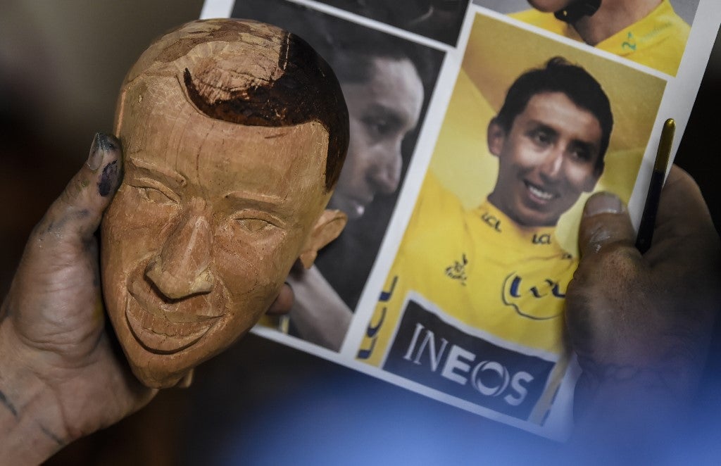 Egan Bernal en madera