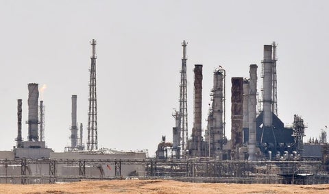 Ataque a refinería en Arabia Saudita