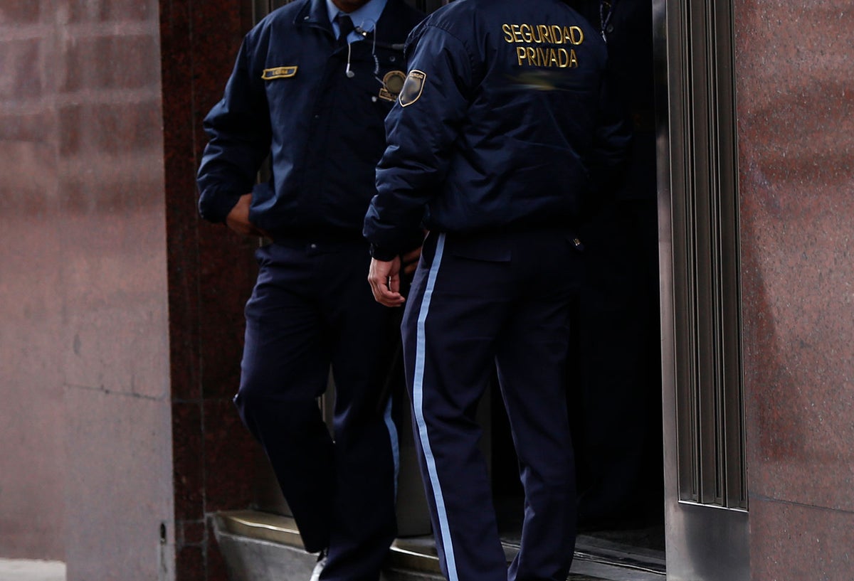 Vigilantes de seguridad