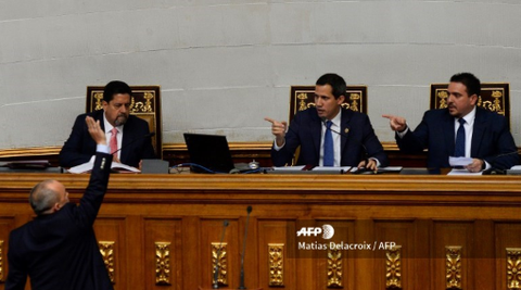 Volvieron los chavistas al Parlamento venezolano