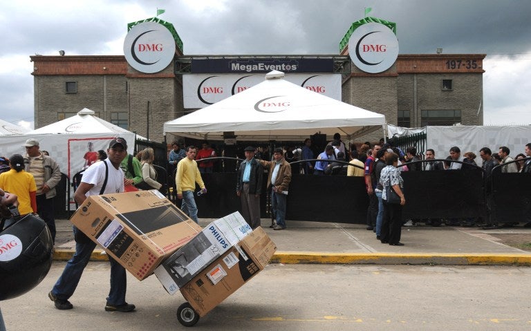 Pirámide DMG, cuando funcionaba en Bogotá