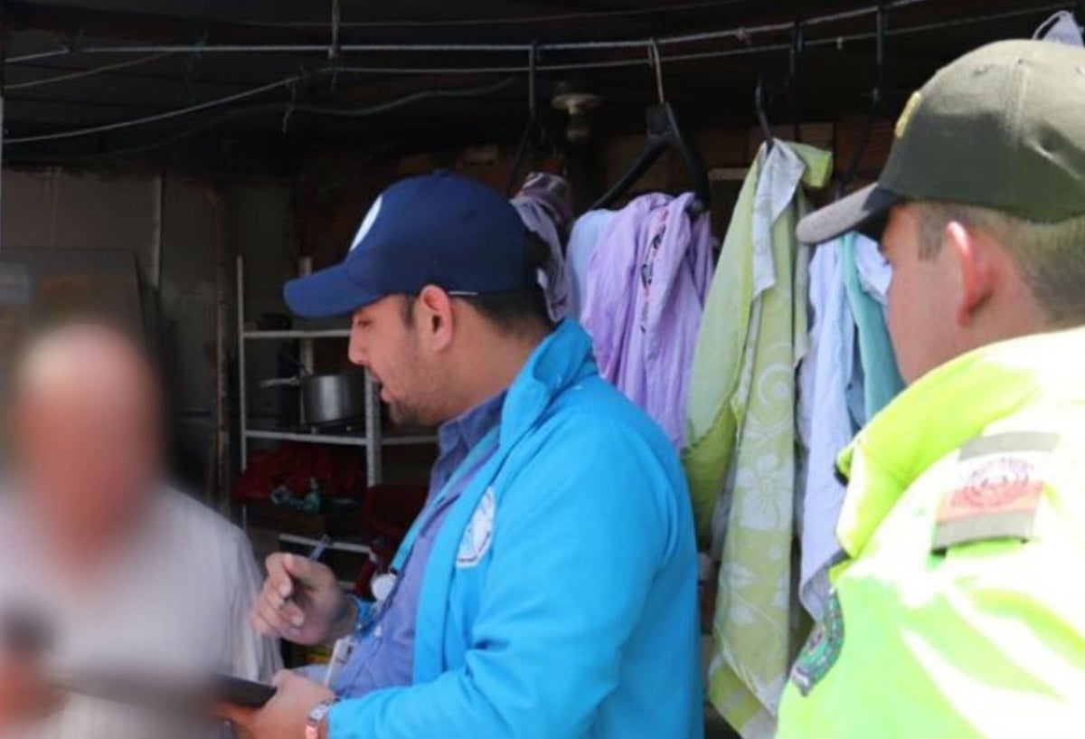 El sujeto detenido en Bogotá por violación sexual de gallos