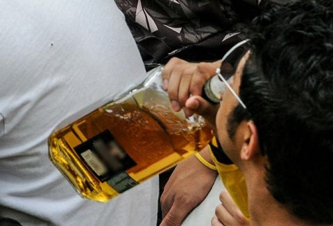 En viajes y lujos padre se gastó la plata de su hijo enfermo, que terminó muerto