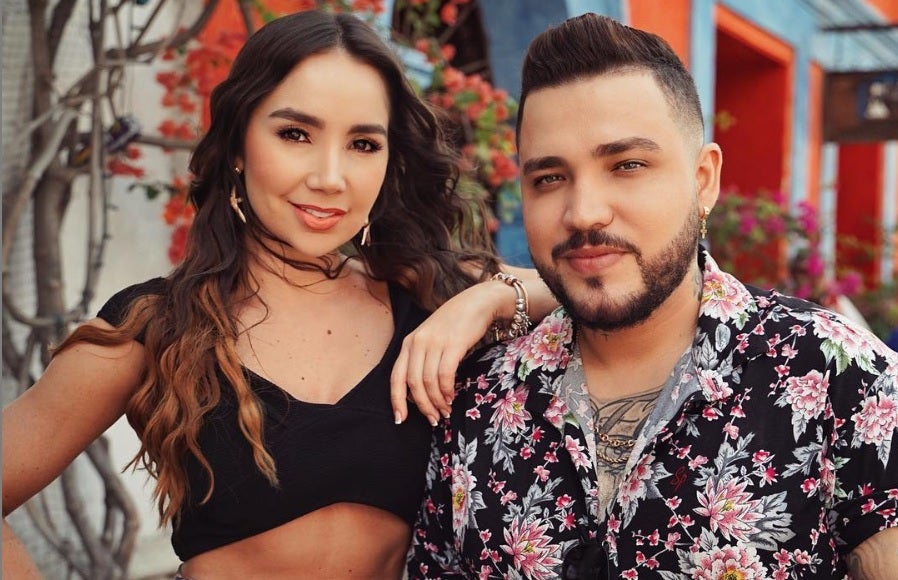 Jessi Uribe Y Paola Jara