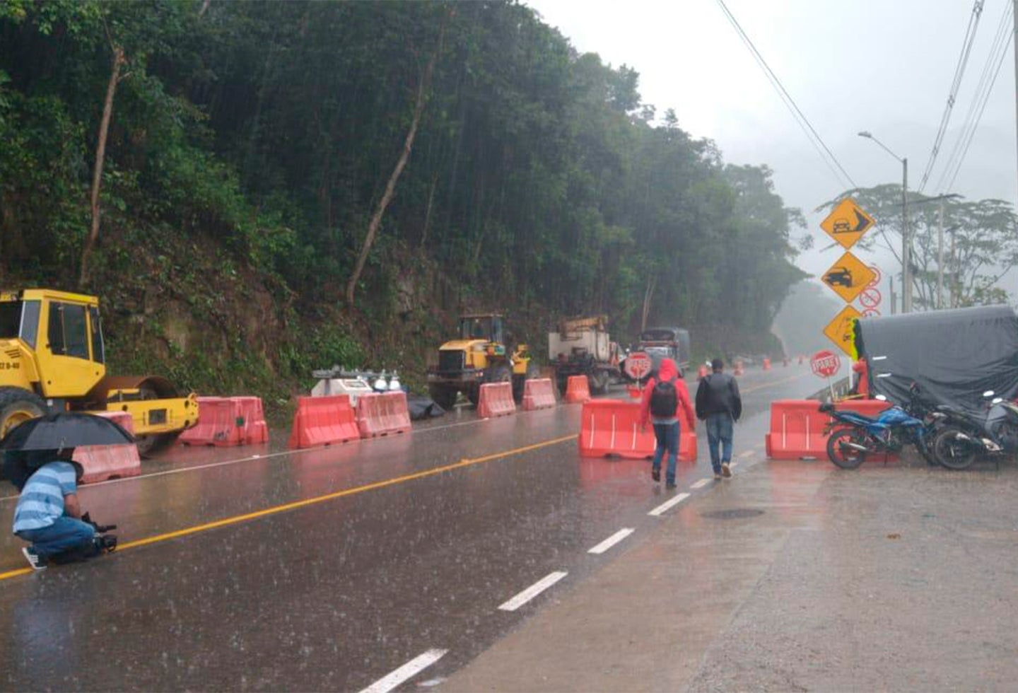 La Vía al Llano en medio de la lluvia