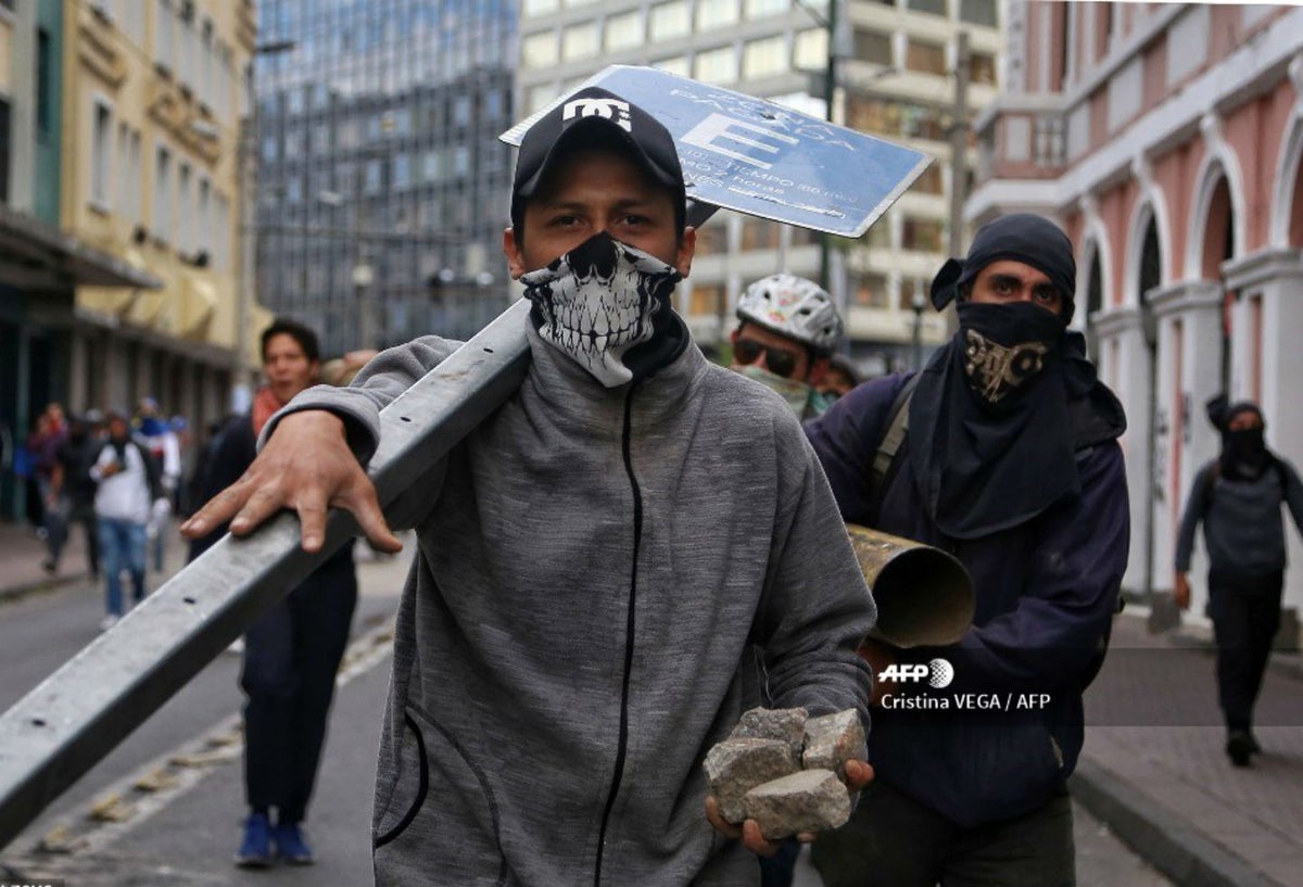 Manifestantes en Ecuador