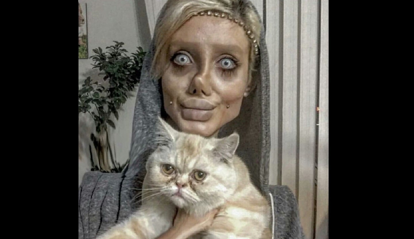 Angelina Jolie iraní