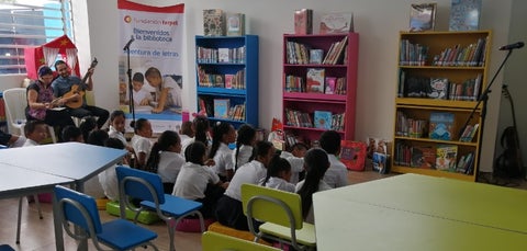 Biblioteca en Colegio de Amazonas
