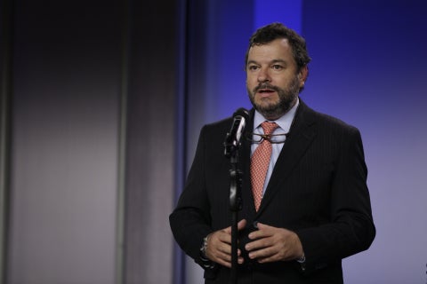 Carlos Negret, defensor del Pueblo.