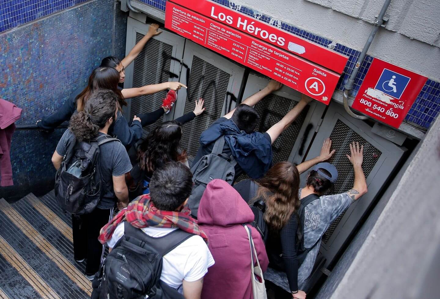 Evasión en el metro de Santiago de Chile