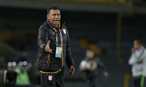 Hárold Rivera, técnico de Santa Fe