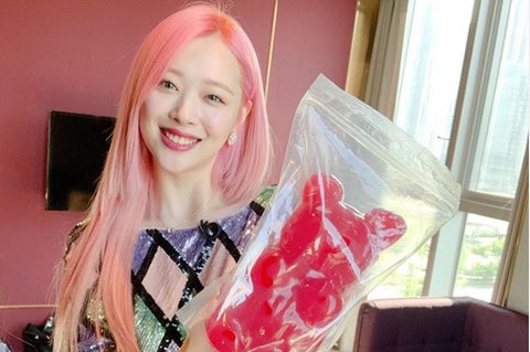 Cantante de K-Pop conocida como Sulli