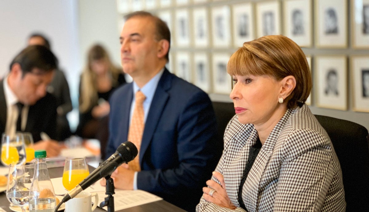 Alicia Arango, ministra de Trabajo, y Carlos Baena, viceministro.