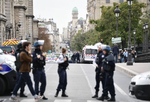 Ataque con cuchillo en París