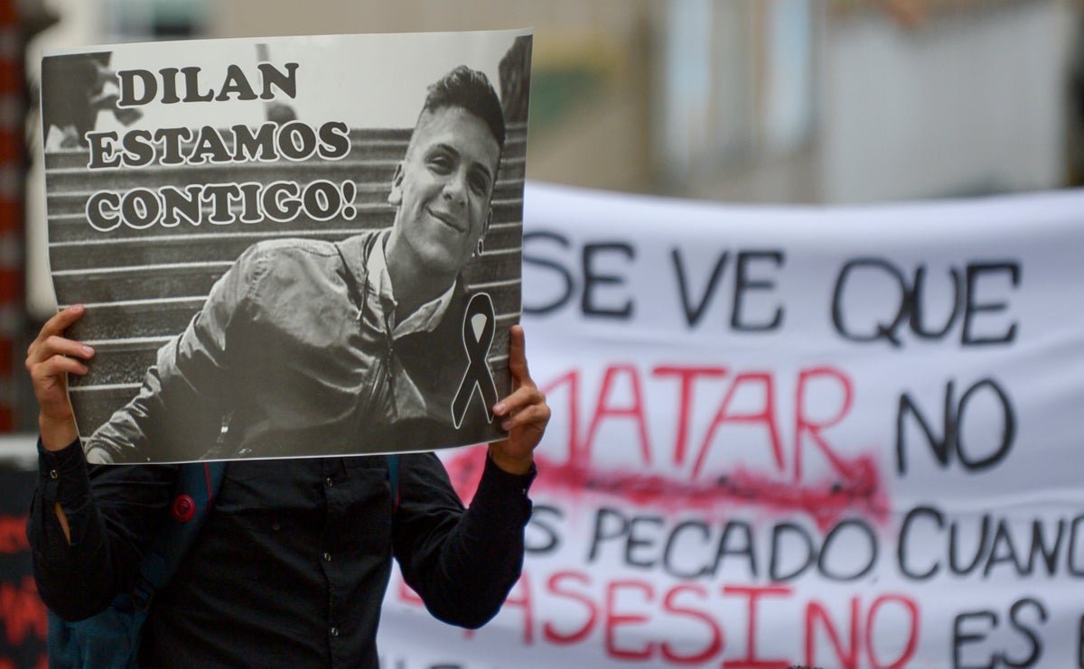 Homenaje al joven Dilan Cruz, muerto en Bogotá