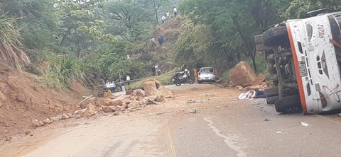Accidente de tránsito en vía Ortega - Chaparral