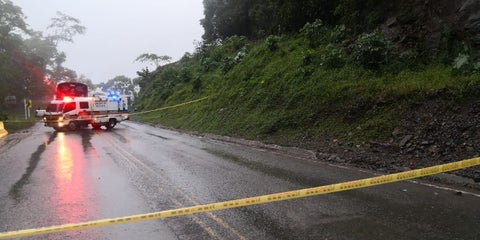 Derrumbe en la autopista Medellín-Bogotá.
