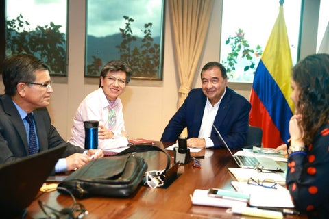 Reunión alcaldesa y Fiscal encargado