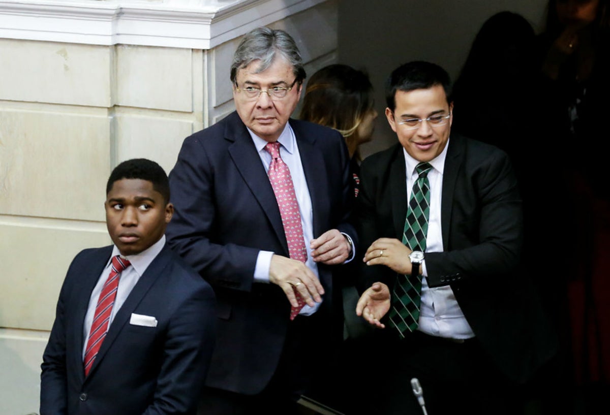 Carlos Holmes Trujillo