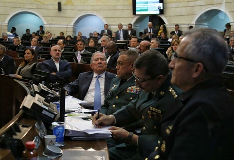 Ministro Guillermo Botero en debate de moción de censura