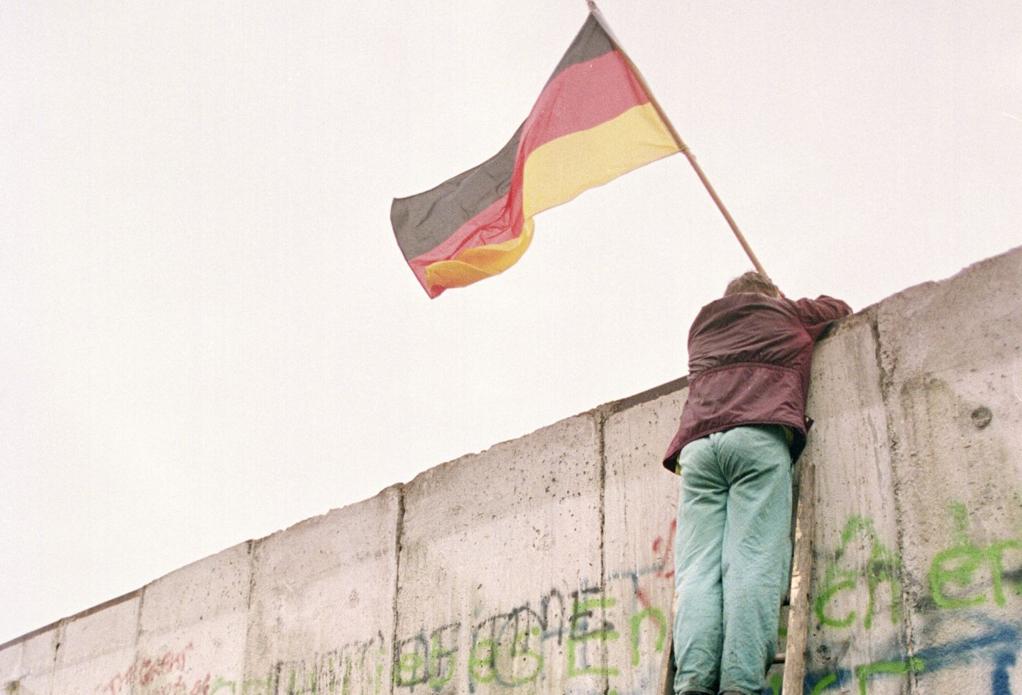 El 9 de noviembre de 1989 se marcó la historia de la humanidad por la caída del Muro de Berlín.
