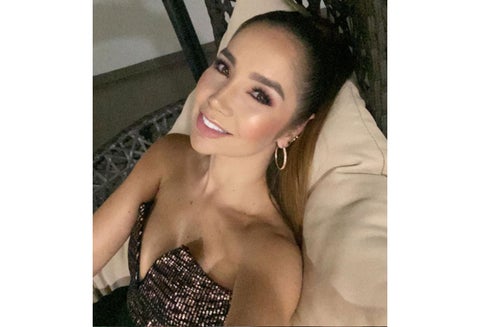 Paola Jara, cantante de música popular.