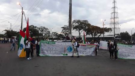 trabajadores e indígenas se concentran en el sector de Sameco.