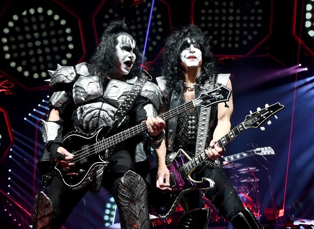 KISS