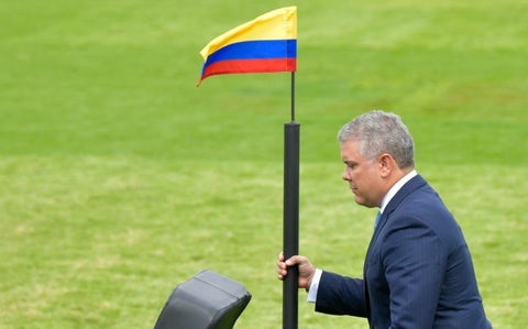 Presidente Iván Duque, encabezando una ceremonia militar.