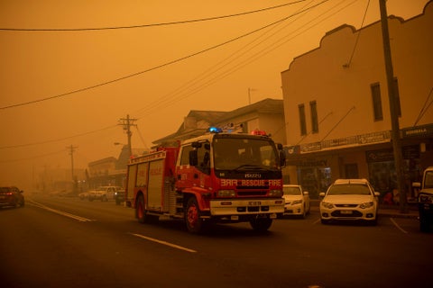 Incendios consumen Australia