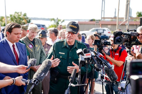Tiroteo en base de Florida