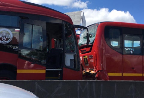 Choque de Transmilenio en Calle 80