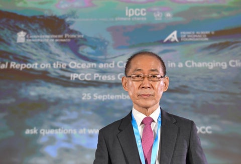 Hoesung Lee