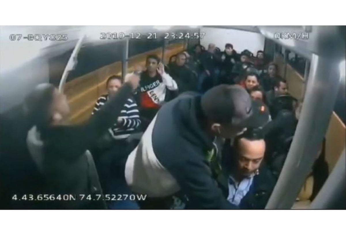 Robo en bus intermunicipal a Cota