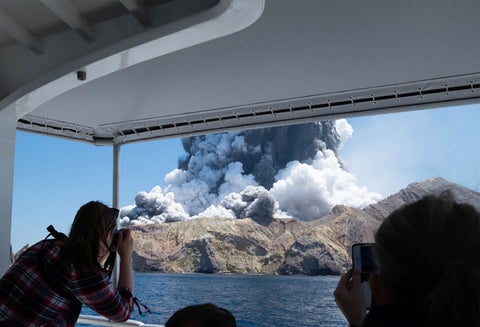 Volcán en Nueva Zelanda hizo erupción