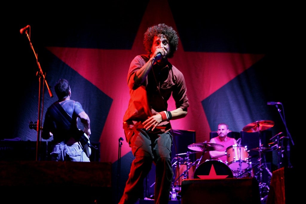 Zack de la Rocha en vivo con Rage Against The Machine