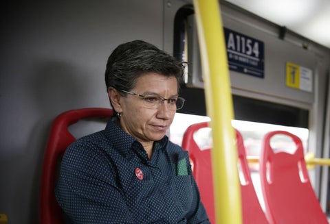 Claudia López en Transmilenio