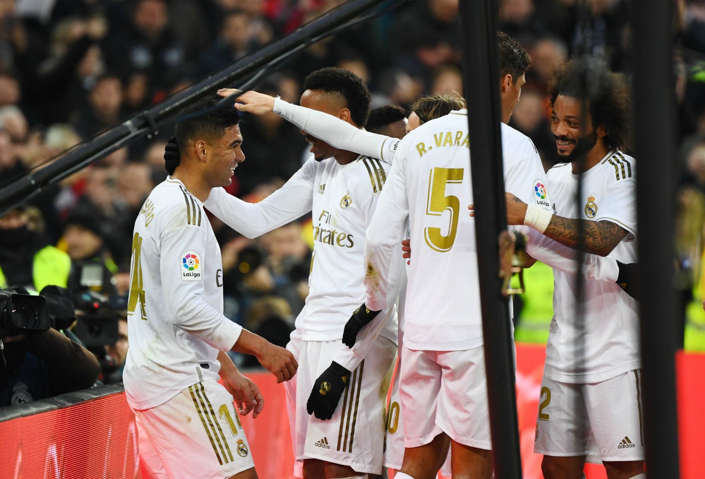 Real Madrid celebra gol ante Sevilla