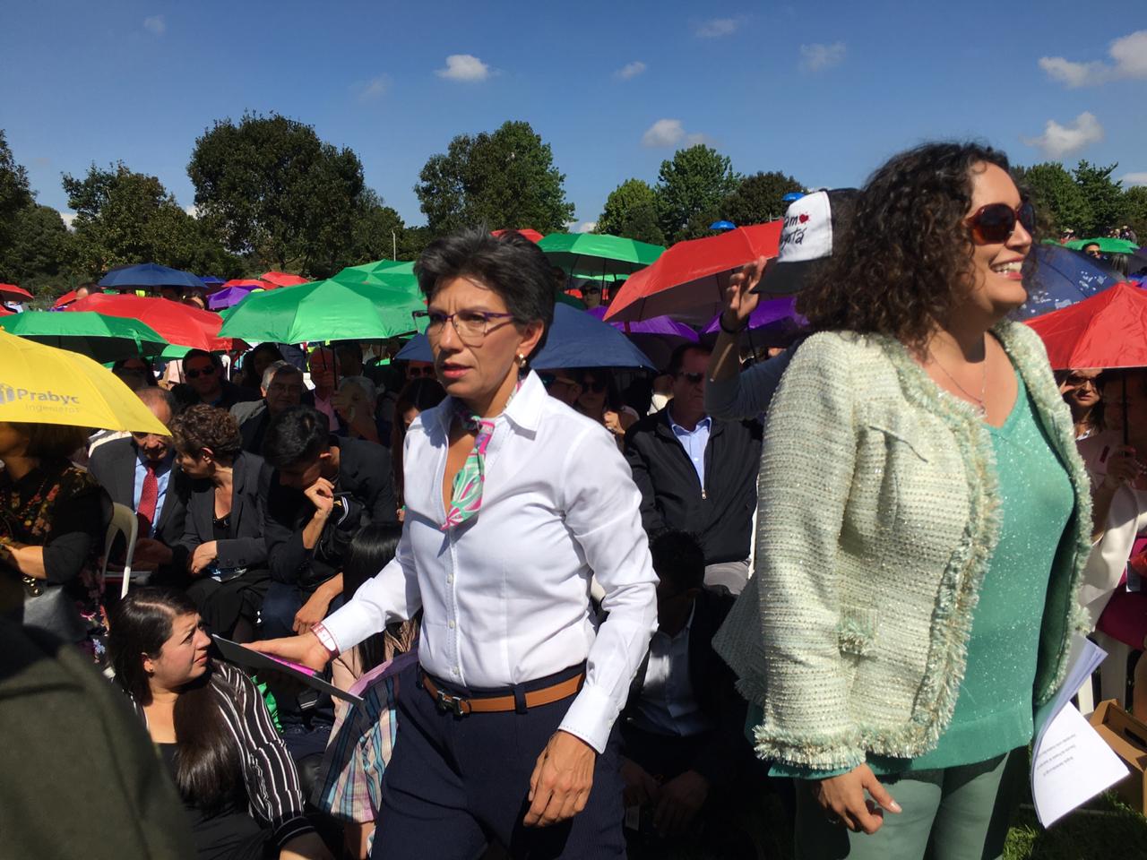 Procuraduría abrió investigación contra la alcaldesa Claudia López y a la senadora Angélica Lozano