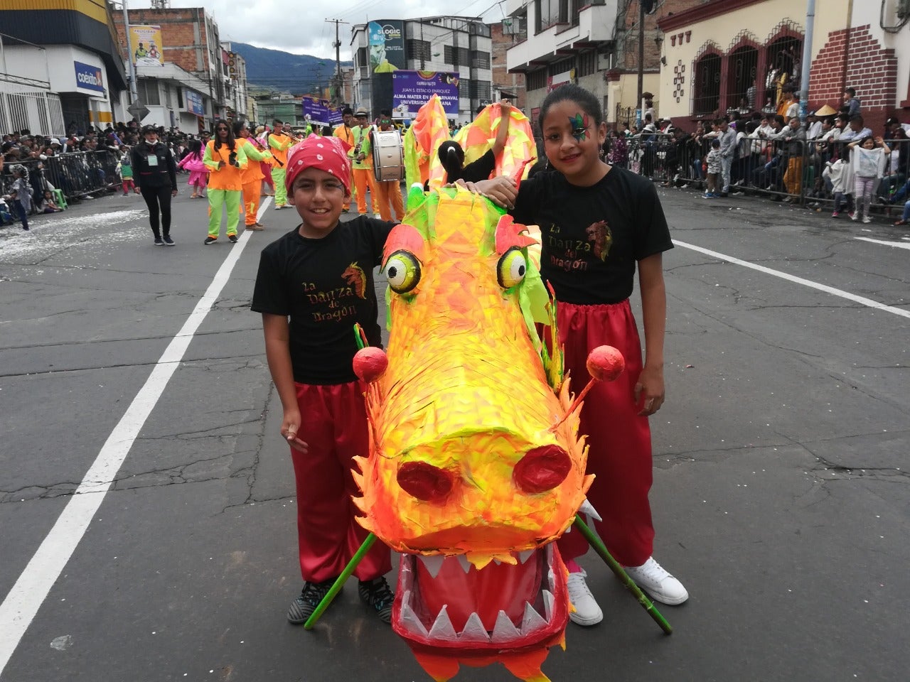 Carnavalito Color t alegría infantil