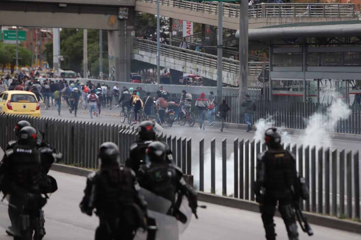 Enfrentamientos en la avenida de las Américas