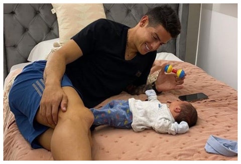James Rodríguez y su hijo