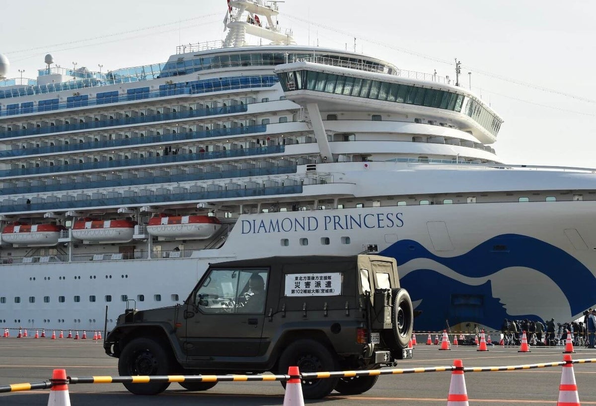 Crucero en cuarentena por coronavirus