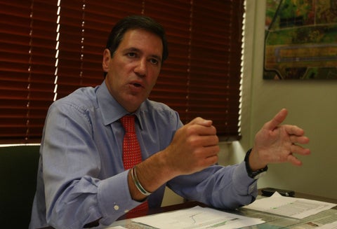 El embajador de Colombia en Uruguay,Fernando Sanclemente.
