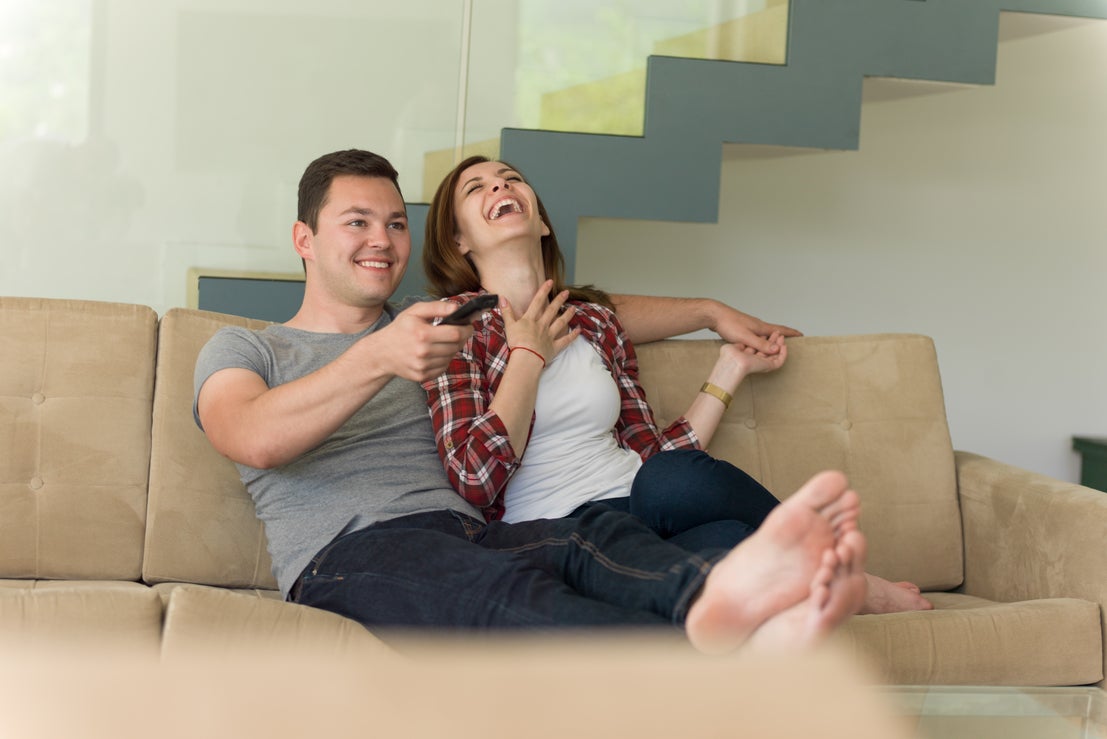 Pareja viendo cine