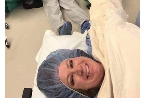 Mujer puso en evidencia a su esposo