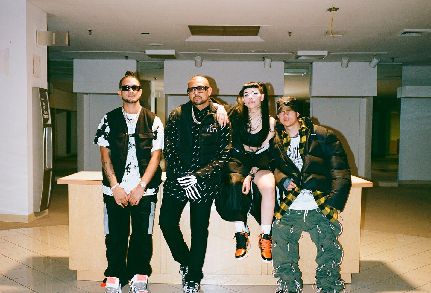 Tainy, Sean Paul, Cazzu y Mozart La Para