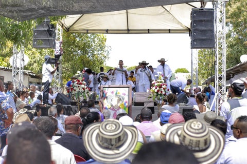 El juglar de los Gaiteros de San Jacinto fue sepultado en su natal Soplaviento.